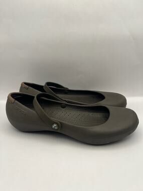 Crocs Alice Work Mary Jane Brown Flats Women Size 10